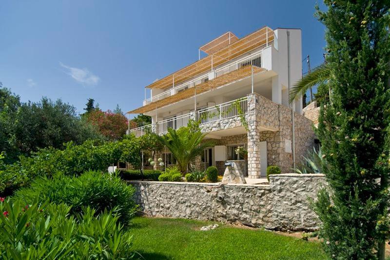 Holiday Home Duje 特罗吉尔 外观 照片