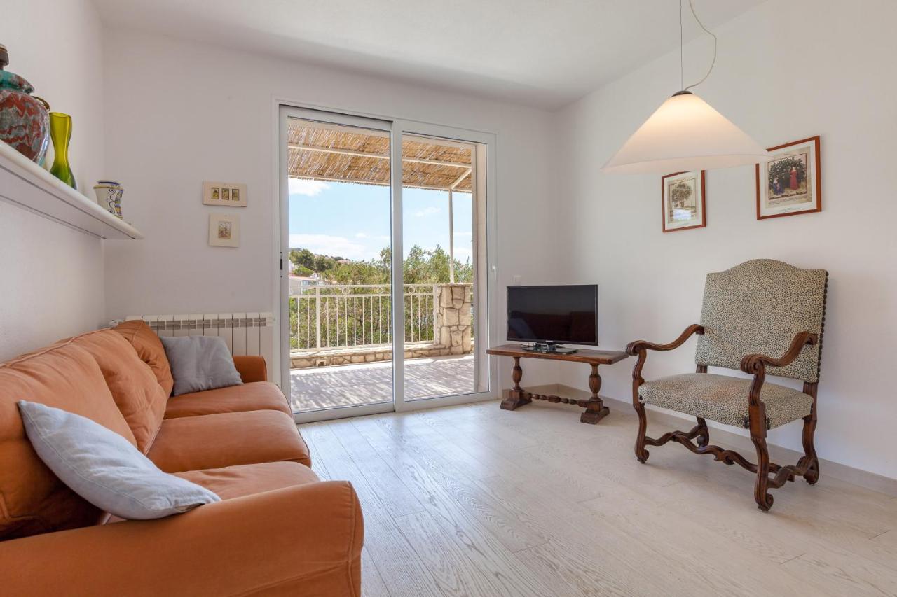 Holiday Home Duje 特罗吉尔 外观 照片